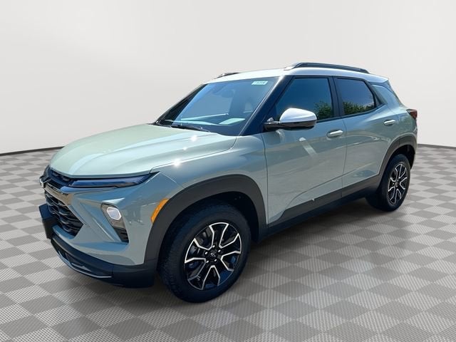 2026 Chevrolet Trailblazer ACTIV in Cacti Green — front three-quarter view